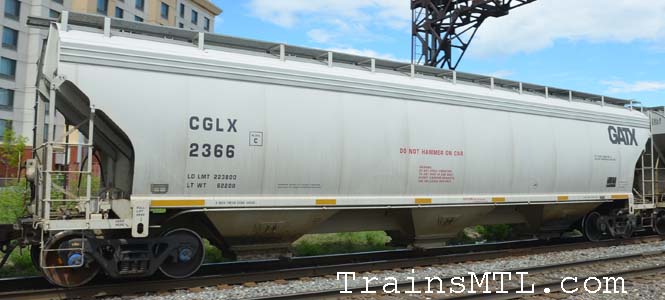 Car/wagon CGLX2366 right side / coté droit